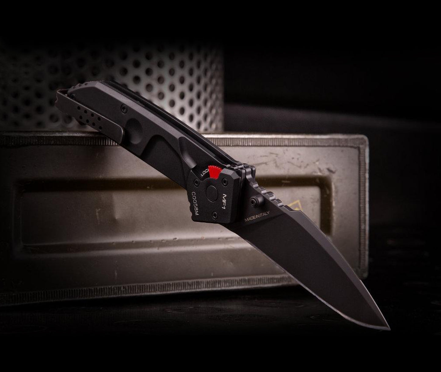 C02041 - KNIFE MF1 BC BLACK RUVIDO