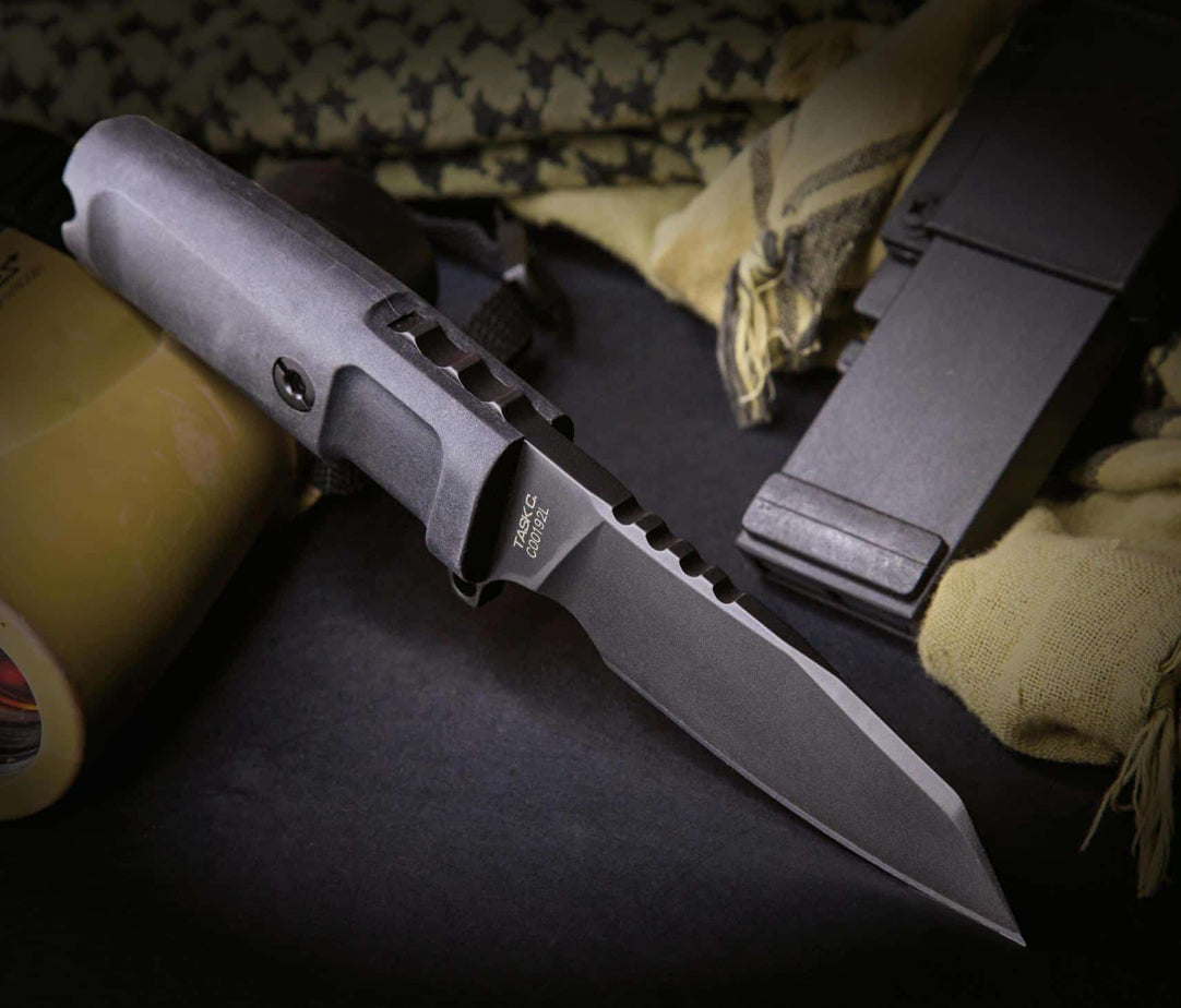 C00244J - KNIFE TASK C
