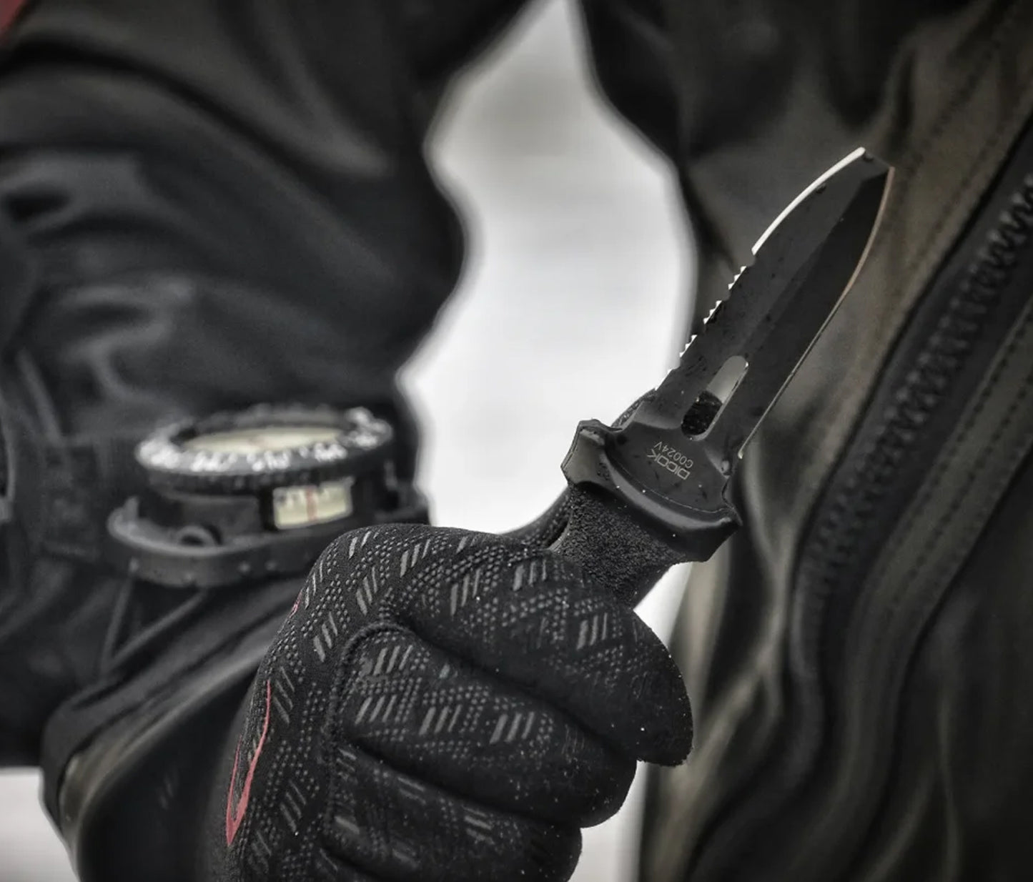 C0090J - DICOK BLACK